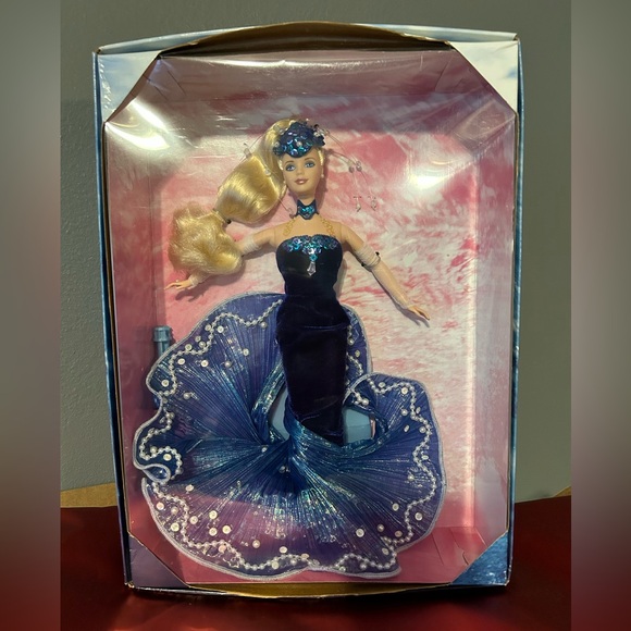Barbie Water Rhapsody in Blue and White - Picture 2 of 2